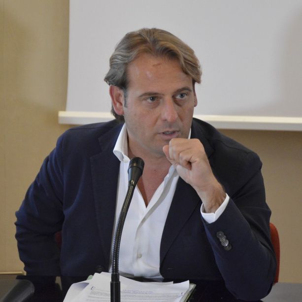 Scajola sul demanio marittimo: &quot;Necessarie risposte chiare del governo sull'estensione delle concessioni al 2033&quot;