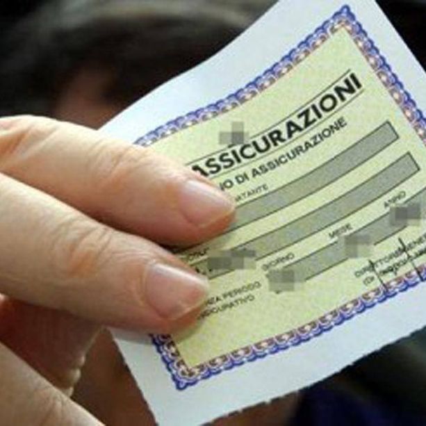 &quot;Io, truffata dal mio broker assicurativo, mi hanno sequestrato l'auto, per riaverla mi sono indebitata con una finanziaria&quot;