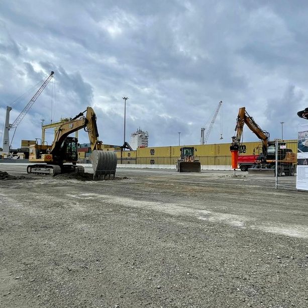 Incidente a Calata Bettolo, operaio edile in gravi condizioni: sequestrata l'area di lavoro