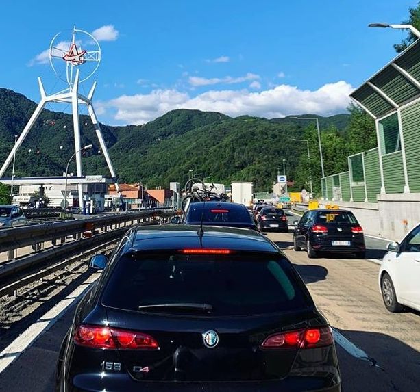 Autostrade, 2 giugno da incubo, sette chilometri di coda in A10