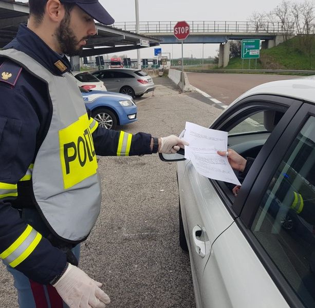 Covid, dal 10 gennaio Liguria in zona arancione. Ecco le regole: torna l'autocertificazione (per i non vaccinati) per gli spostamenti fuori comune