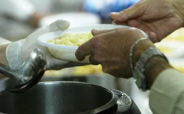 Genova X Genova, al via con il supporto del Comune la campagna di raccolgta di generei alimentari per gli indigenti
