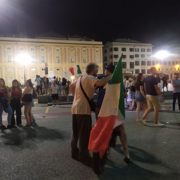 Finale degli europei, Genova blinda il centro, chiude l'area tra piazza Dante e via XXV Aprile, estesa l'ordinanza anti alcolici