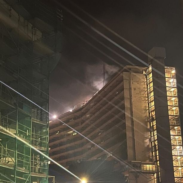Principio di incendio al San Martino, evacuati i pazienti in rianimazione
