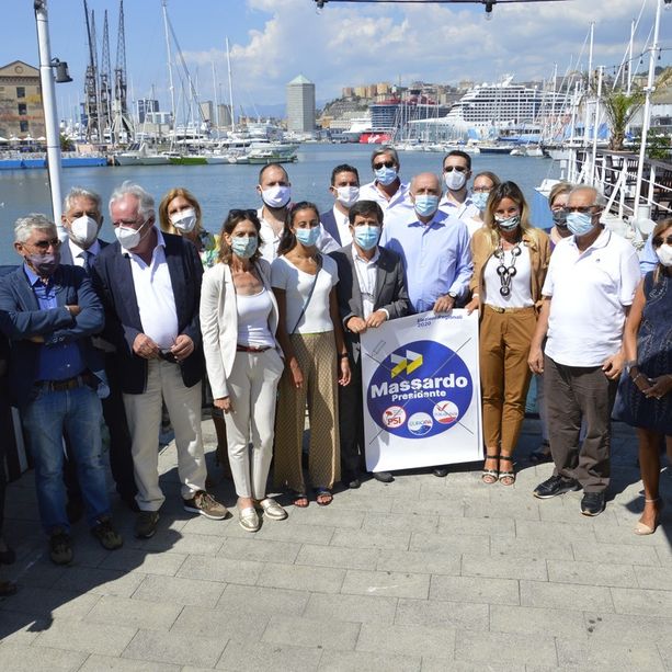 Massardo presenta i candidati per la corsa alla Regione: &quot;Presenza forte della società civile per dare un futuro alla Liguria&quot; (VIDEO e FOTO)