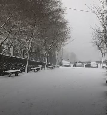 E' arrivata la neve nell'entroterra, prolungata l'allerta sulla costa (VIDEO)