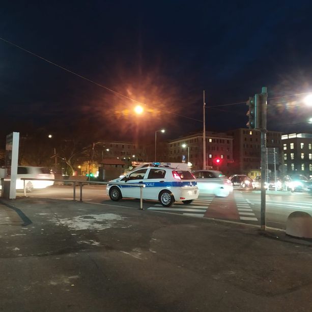 Marassi, blitz antidroga della polizia locale in via Canevari e piazzetta Firpo