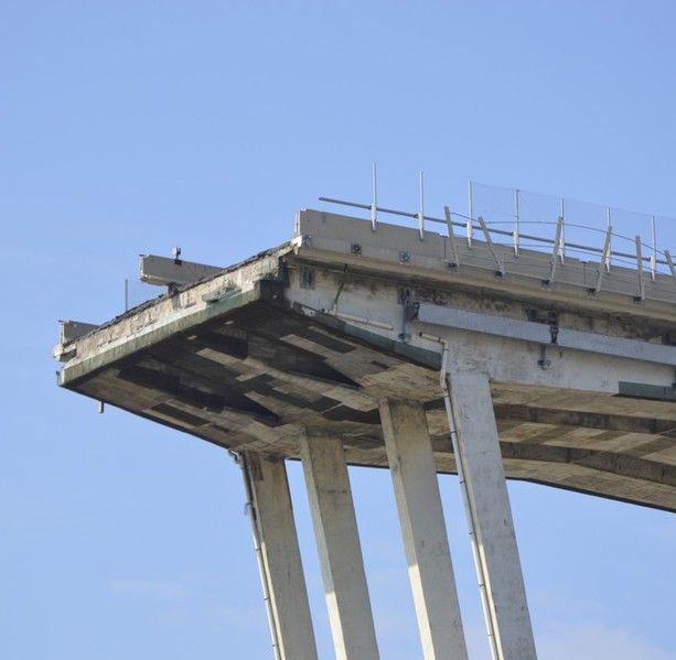 Crollo Ponte Morandi: oggi parenti delle vittime e Comitato Autostrade Chiare in piazza