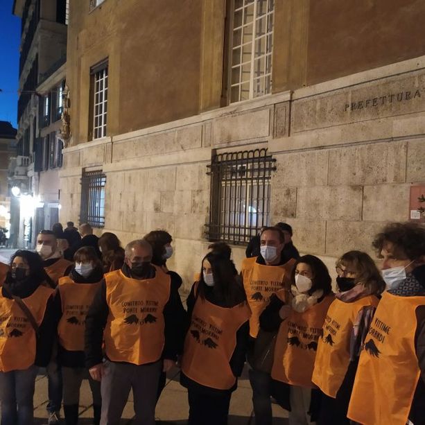 Ponte Morandi, i parenti dei defunti chiedono l'approvazione di una legge che tuteli le vittime dell'incuria dello Stato (FOTO e VIDEO)