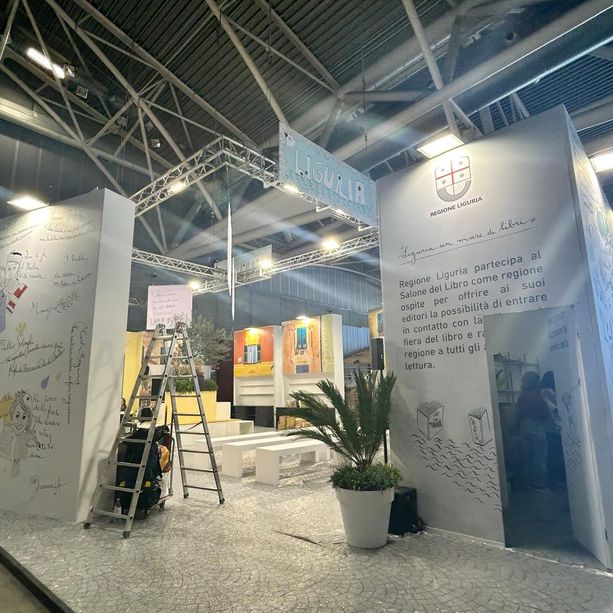Dai lustrini, i tappeti rossi e il mortaio gigante a regione &quot;dell'imbarazzo&quot;: la repentina metamorfosi della Liguria agli occhi dell'Italia (e non solo)