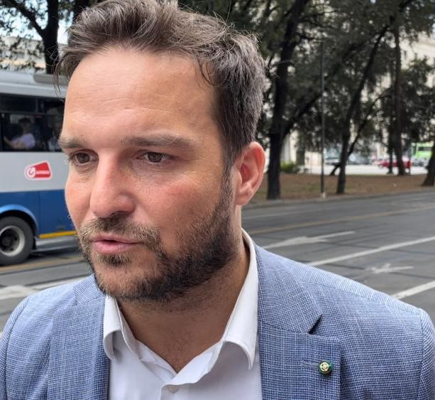 Trafitto da una freccia, Gambino: &quot;Gesto scellerato, ma il centro storico non è abbandonato&quot;