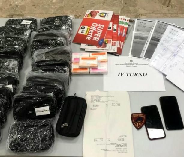 Vende un Iphone ma all’interno della scatola ci sono saponette. Denunciato