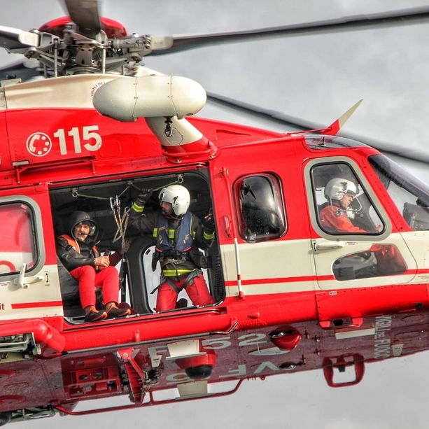 Monte Fasce, grave incidente stradale. La strada resta chiusa