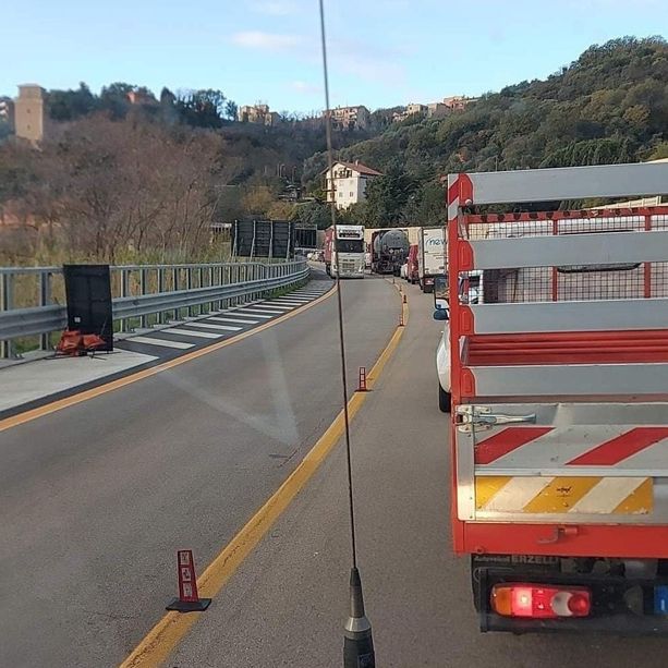 Incidente sulla A10 tra Albisola e Savona: 4 auto coinvolte, viabilità in tilt