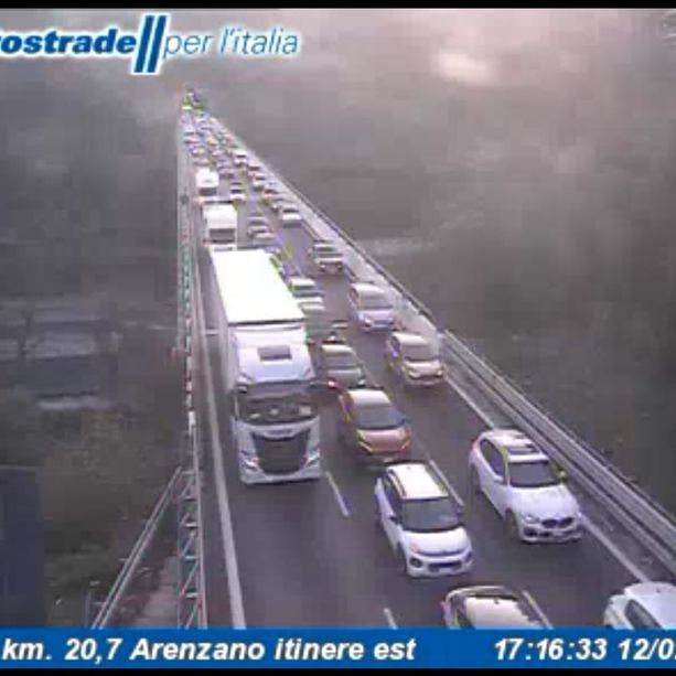 Autostrade, sette chilometri di coda per i cantieri in A10, ma dovrebbe essere l'ultimo weekend di disagi