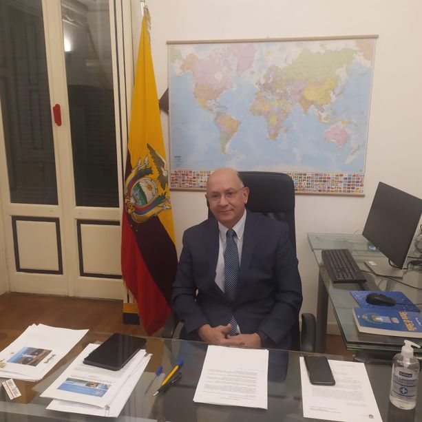 L'Ecuador apre al voto telematico per elezioni e referendum, potranno votare anche i residenti a Genova
