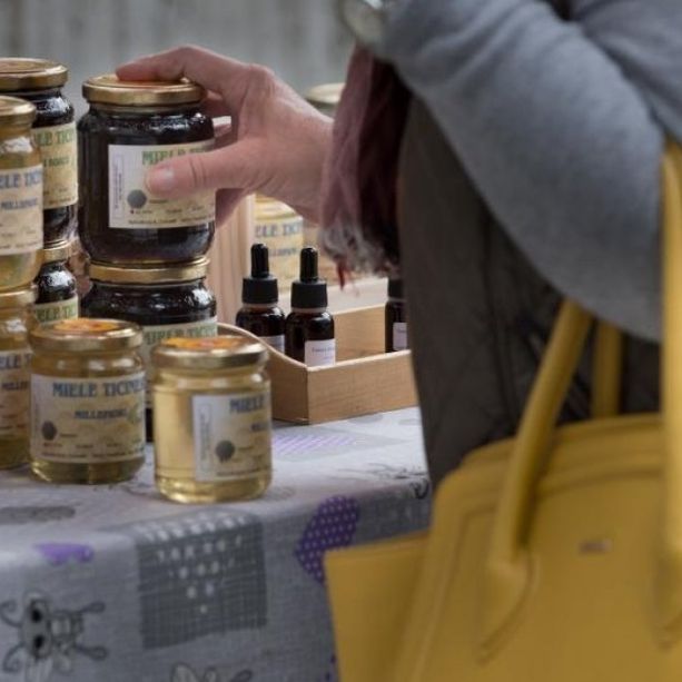 Chiasso attende la Festa d'autunno: ospite sua maestà il miele