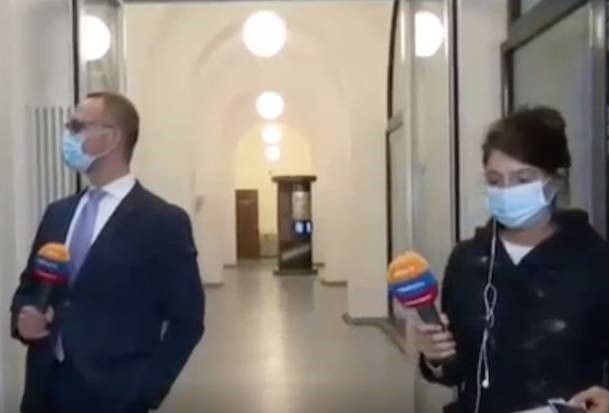 Il presidente ticinese Norman Gobbi: “Degli italiani che c… me ne frega”. Borghi (Pd): “Chieda scusa”