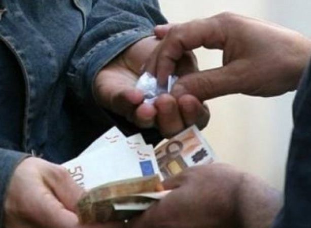 Spaccio di eroina e cocaina in Ticino: estradato dalla Serbia un 44enne