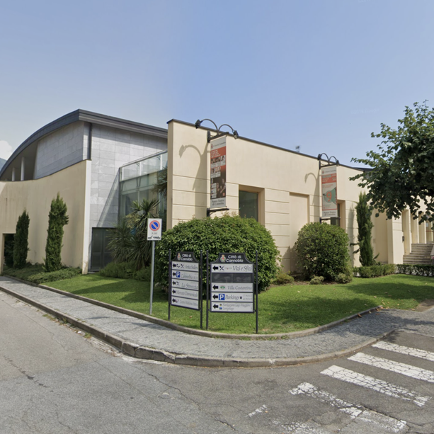 A teatro per sostenere il centro medico di Cannobio