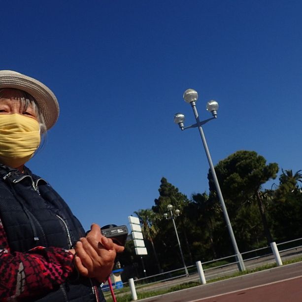 Nizza: da oggi solo con la mascherina