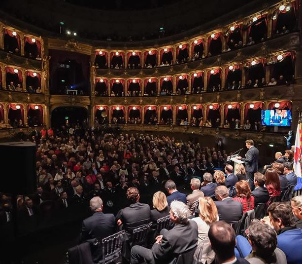“Dobbiamo credere nel futuro”, l’augurio di Estrosi ieri sera all’Opéra (Foto)