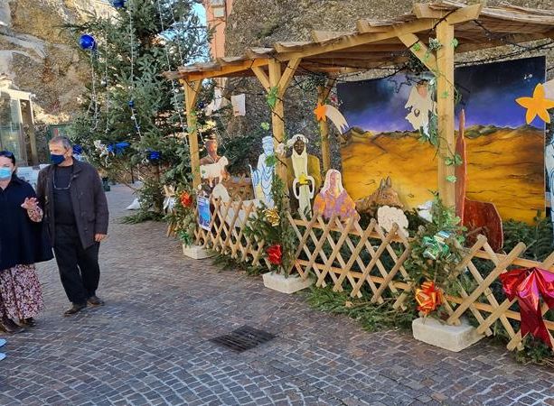 Duecento presepi nelle strade di Roquebrune: si rinnova una tradizione (Foto)