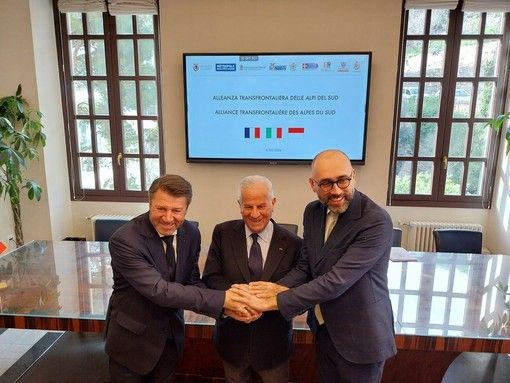 Nizza, Cuneo e Imperia riunite nell'Alleanza transfrontaliera delle Alpi del Sud