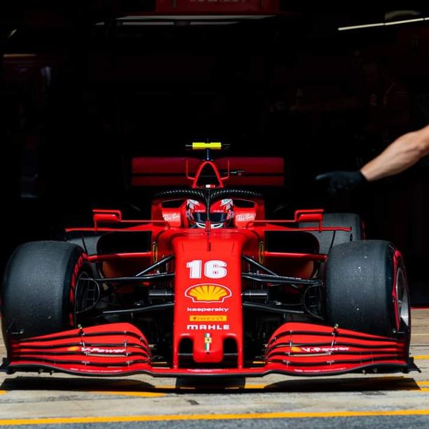Formula 1. Domenica di Ferragosto amara per Leclerc: ritiro per la Ferrari del monegasco in Spagna