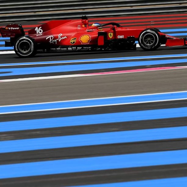 F1. In Francia per Leclerc è un calvario. Il monegasco chiude sedicesimo, vince Verstappen