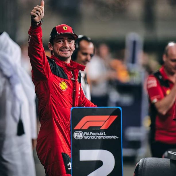 F1. Ad Abu Dhabi niente da fare per la Ferrari: Mercedes seconda nel mondiale costruttori, Leclerc è secondo in gara e quinto in classifica finale