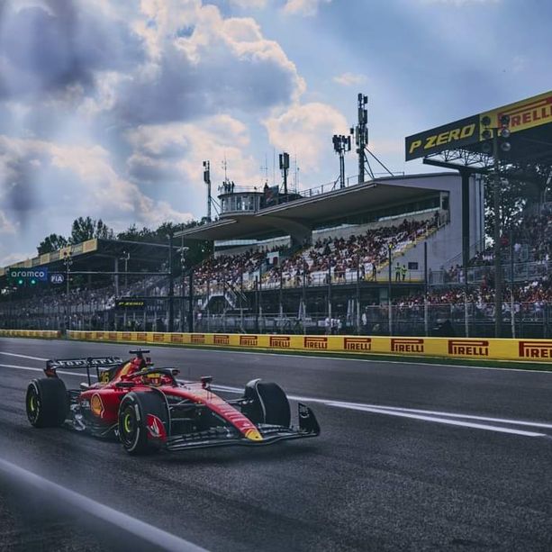 F1. A Monza c'è una Ferrari in pole, ma è quella di Sainz. Terzo il monegasco Leclerc