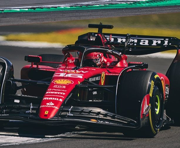 F1. A Silverstone è sempre Verstappen. Exploit McLaren davanti alle Ferrari: Leclerc è quarto
