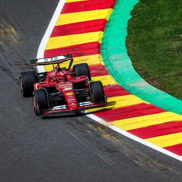 F1. In Belgio è doppietta Mercedes: vince uno splendido Russell. Leclerc generoso ma è solo quarto