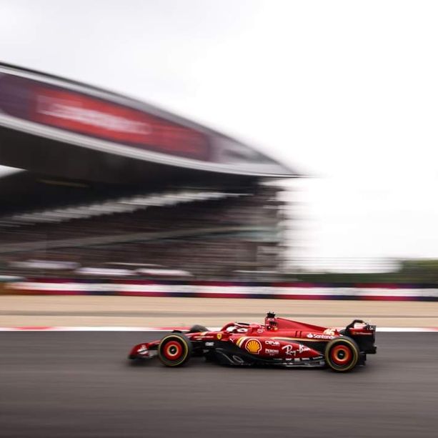F1. Segnali di ripresa per Leclerc: il monegasco non centra il podio a Shanghai, ma è davanti a Sainz