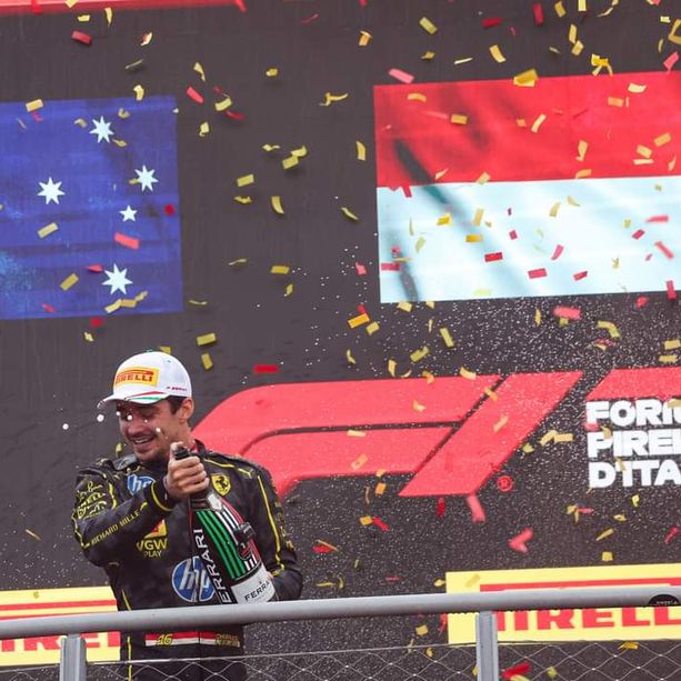 F1. La meravigliosa follia di Leclerc a Monza. Grande gestione gomma: il monegasco è definitivamente maturato?