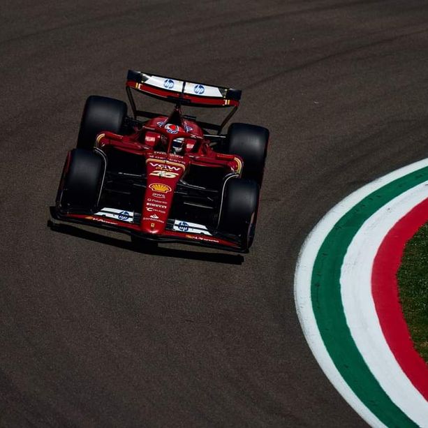 F1. Leclerc sale ancora sul podio: a Imola il monegasco è terzo, ma che bel duello Verstappen-Norris