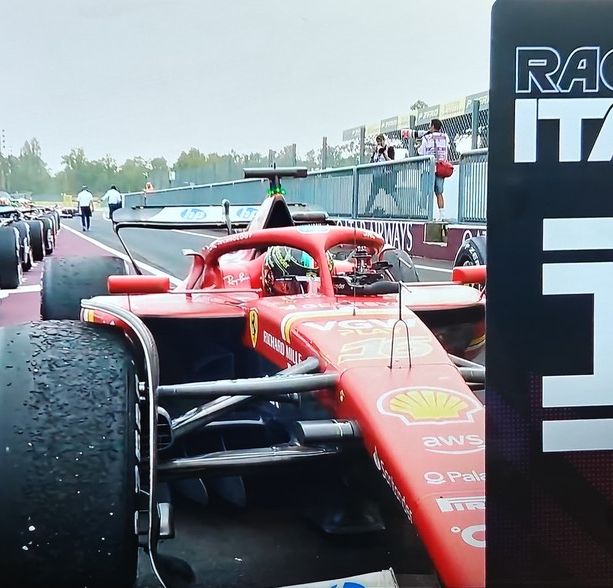 F1. Leclerc compie un miracolo, la Ferrari trionfa a Monza con il monegasco: battute le McLaren