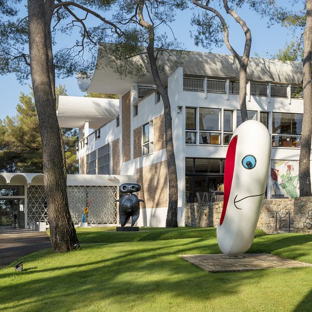 Riapre l'8 febbraio la Fondation Maeght a Saint Paul de Vence: arte, architettura e natura tra le opere di grandi artisti