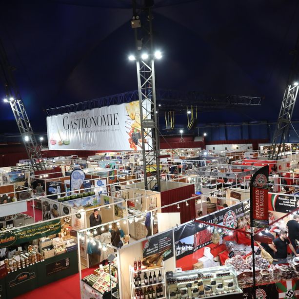 Monaco, lo Chapiteau di Fontvieille ospita la 26ª edizione di &quot;Monte-Carlo Gastronomie&quot;