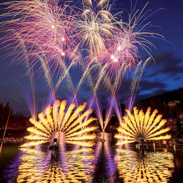 “ Dans l’ombre de Tim Burton ”, questa sera torna il Festival International d’Art Pyrotechnique di Cannes