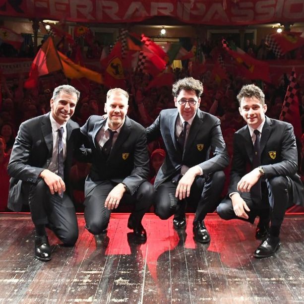 Ecco la nuova macchina di Charles Leclerc, è stata presentata a Reggio Emilia la SF1000 (VIDEO)