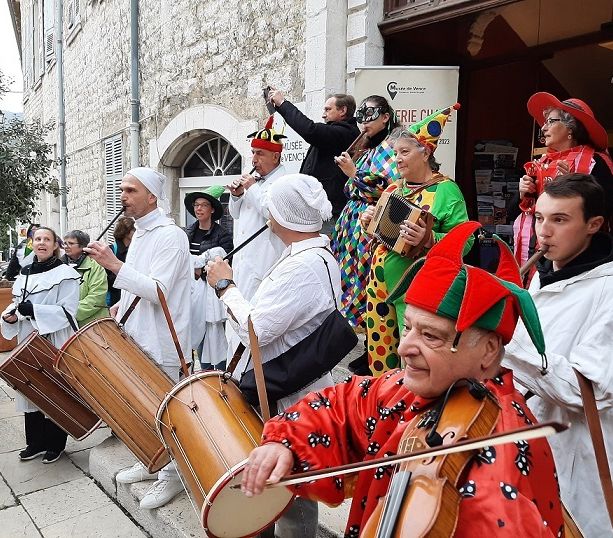 Vence, momenti di festa: da metà febbraio al 10 marzo è il momento del “Gamin’rient”