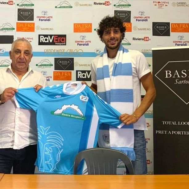 Calcio, Serie D. Sanremese, presentato l'attaccante Giacomo Romano. E il Direttore Generale Pino Fava fa il punto sul mercato