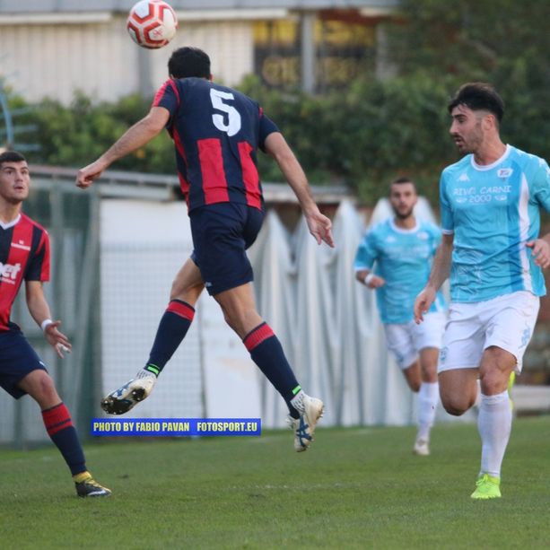 Calcio, Serie D. Verso Fezzanese-Sanremese: continua la preparazione dei biancoazzurri in vista della tappa in terra spezzina