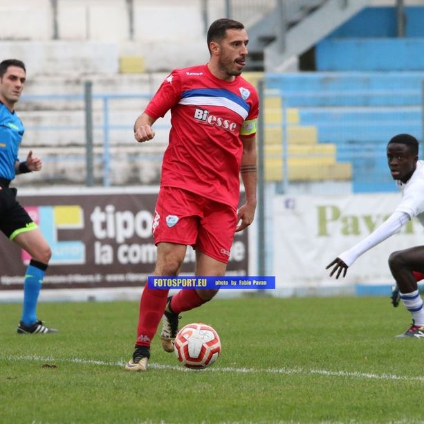 Calcio, Serie D. Sanremese, riprendono gli allenamenti in vista della Fezzanese. La carica di capitan Taddei: &quot;Dobbiamo ripartire, è arrivato il momento di reagire&quot; (VIDEO)