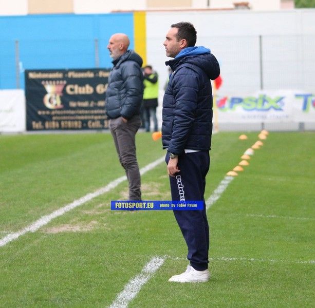 Calcio, Serie D. Sanremese e mister Nicola Ascoli sempre più lontani: addio ad un passo