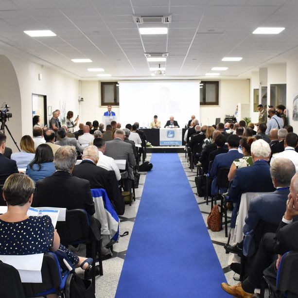 Sanremo: con il Capo di Stato Maggiore alla Villa Ormond scatta la tavola rotonda sul Diritto Umanitario (Foto e Video)