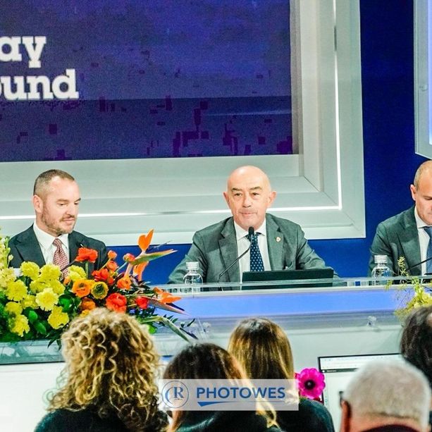 Festival di Sanremo... una storia infinita: la Rai diffida il Comune &quot;Non può concedere i marchi ad altre emittenti&quot;