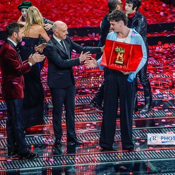 &quot;Tutta l'Italia... tutta l'Italia!&quot;: dopo 'Domenica In' si smonta tutto ma Sanremo è stata per una settimana la capitale... di tutto